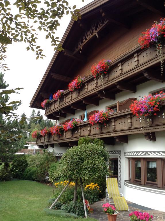 Hotel Garni Almhof Seefeld in Tirol Kültér fotó