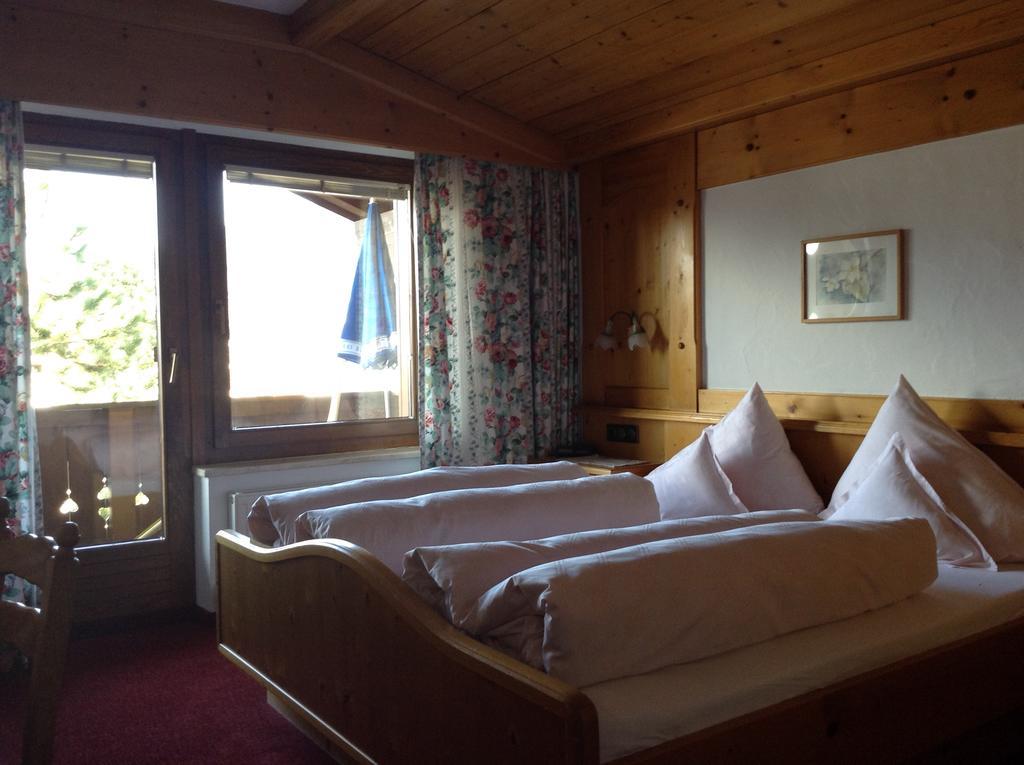 Hotel Garni Almhof Seefeld in Tirol Kültér fotó
