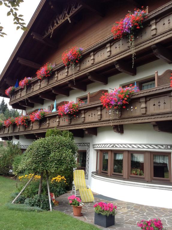 Hotel Garni Almhof Seefeld in Tirol Kültér fotó