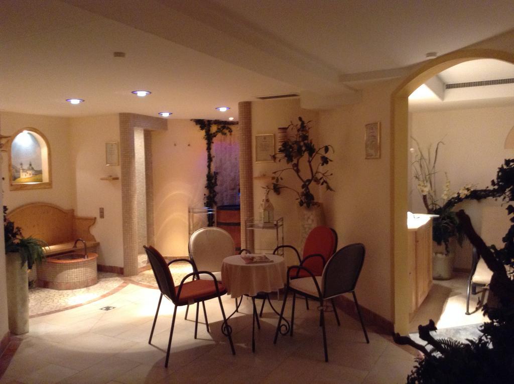Hotel Garni Almhof Seefeld in Tirol Kültér fotó