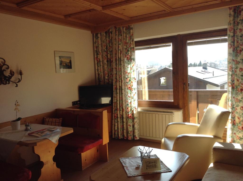 Hotel Garni Almhof Seefeld in Tirol Kültér fotó